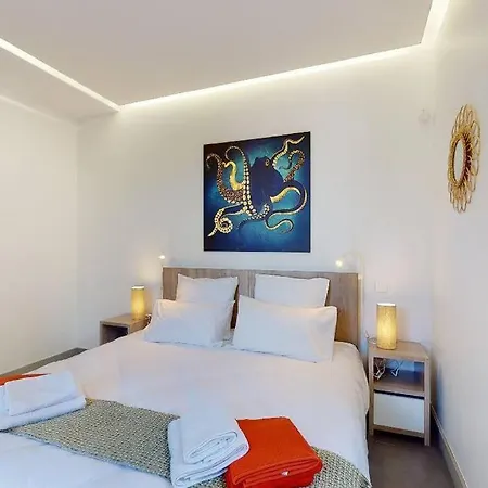 Les Bougainvilliers Sanary-sur-Mer